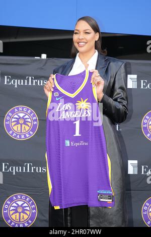 Los Angeles Sparks center Liz Cambage (1) during a WNBA game against the  Minnesota Lynx, Tuesday, May 17, 2022, at Crypto.com Arena, in Los Angeles,  CA. The Lynx defeated the Sparks 87-84 (