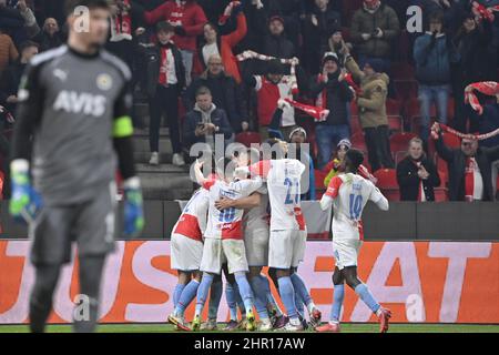 B/R Football on X: Slavia Prague players wore Ukraine shirts before their  Europa Conference League match against Fenerbahçe   / X