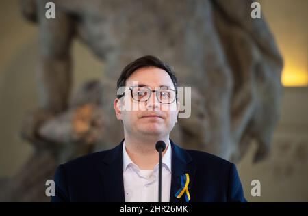 Prague, Czech Republic. 25th Feb, 2022. Czech Foreign Minister Jan Lipavsky speaks during the press conference after the meeting of his ministry's crisis staff, on February 25, 2022, in Prague, Czech Republic. Czechia closed down its general consulate in Lviv, Ukraine, for safety reasons, Lipavsky said. Embassy in Kyiv was closed earlier this week. Credit: Michaela Rihova/CTK Photo/Alamy Live News Stock Photo