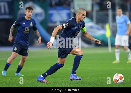 Rome, Lazio. 24th Feb, 2022. Pepe of Porto during the Europa League match between SS Lazio v Porto at Olimpico stadium in Rome, Italy, February 23rd, 2022. Fotografo01 Credit: Independent Photo Agency/Alamy Live News Stock Photo