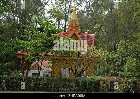 Preah Ang Chek Preah Ang Chorm Temple, Royal Gardens, Siem Reap, kingdom of Cambodia, Southeast Asia Stock Photo