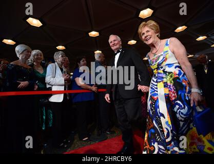 Governor General David Johnston and wife Sharon and dog Rosie leave ...