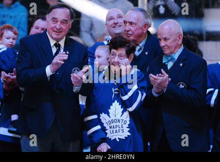Maple Leafs honour Börje Salming with 21 seconds of silence