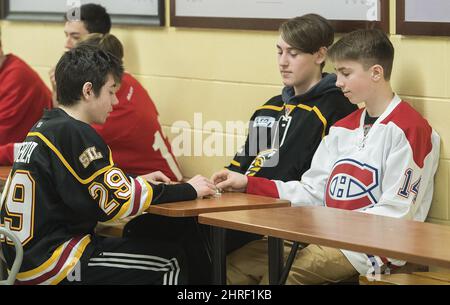 We are all them: Canadians to wear jerseys for Humboldt