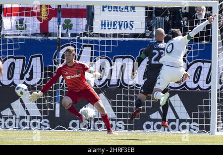 Los Angeles, CA, USA. 26th July, 2018. Los Angeles FC goalkeeper Tyler  Miller #1 during the Los Angeles Football Club vs LA Galaxy at BANC OF  CALIFORNIA Stadium in Los Angeles, Ca