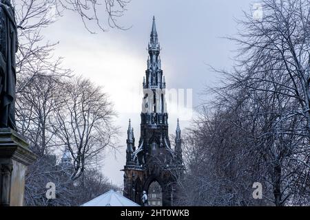 The Scott Monument in Princes Street Gardens, Edinburgh, Scotland Stock Photo