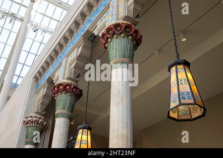 Charles Engelhard Court in The American Art Wing, The Metropolitan Museum of Art, NYC, USA Stock Photo