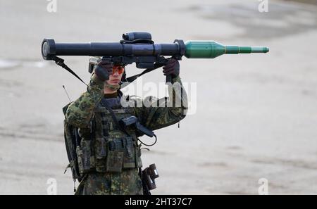 Anti-tank weapons - Panzerfaust, Bundeswehr, Army, Germany from 1949 ...