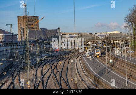 Aachen- Aachen Hauptbahnhof ist der größte der drei in Betrieb befindlichen Bahnhöfe in der Stadt Aachen Stock Photo