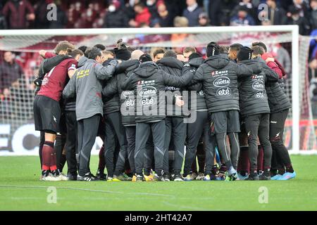 Salerno, Italy. 26th Feb, 2022. Salernitana club, during the match of the italian serieA Championship between Salernitana vs Bologna, final result Salernitana 1, Bologna 1. Match played at the Arechi stadium. Salerno, Italy, February 26, 2022. Credit: Vincenzo Izzo/Alamy Live News Stock Photo