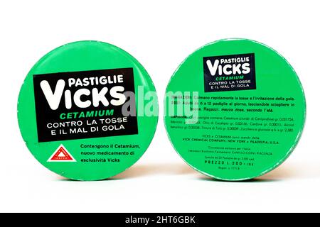 Vintage 1960s VICKS Cetamium Tablets medicine for the treatment of Cough and Sore Throat . VICK CHEMICAL COMPANY – New York, Filadelfia (USA) Stock Photo