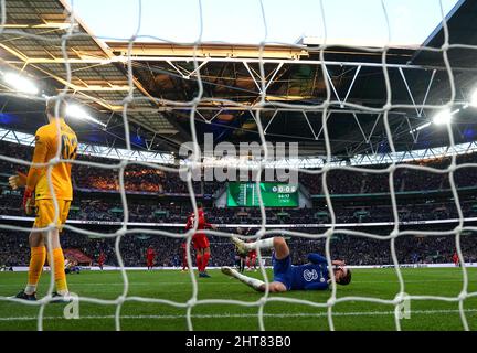 Chelsea's Mason Mount rues a missed chance during the Carabao Cup final at Wembley Stadium, London. Picture date: Sunday 27th February, 2022. Stock Photo