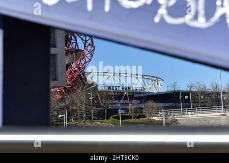 LONDON, UK. FEB 27TH General view of the stadium during the Premier League match between West Ham United and Wolverhampton Wanderers at the London Stadium, Stratford on Sunday February 2022. (Credit: Ivan Yordanov | MI News) Credit: MI News & Sport /Alamy Live News Stock Photo