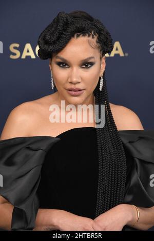 Emmy Raver-Lampman arrives at the 28th annual Screen Actors Guild ...