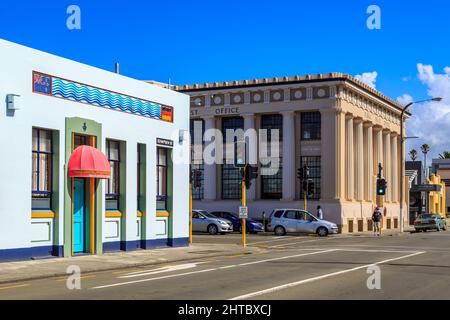 Historic buildings of Napier, New Zealand. The Hildebrant Building, a 1933 Art Deco structure, and the Public Trust Office, built 1922 Stock Photo