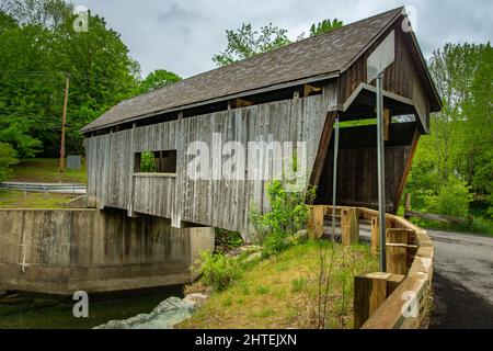 Warren Covered Bridge on the Mad River in Warren, Vermont Stock Photo