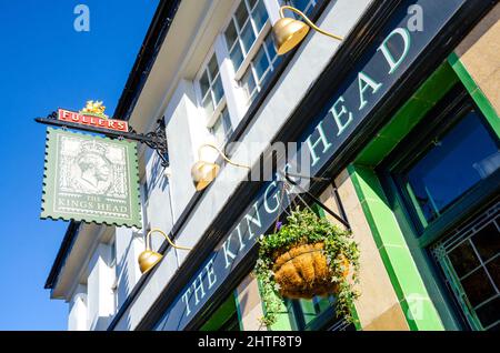 The Kings Head is a Fuller's pub in Earl's Court, London, UK Stock Photo