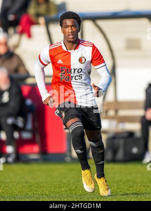 Rotterdam - Shiloh 't Zand of Feyenoord O21, Noah Naujoks of Feyenoord