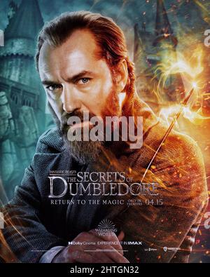 FANTASTIC BEASTS: THE SECRETS OF DUMBLEDORE, character poster, Teddy, 2022.  © Warner Bros. / Courtesy Everett Collection Stock Photo - Alamy