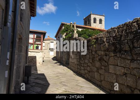 ALLARIZ, SPAIN - OCTOBER 22, 2021: Streets of the old town in the medieval village of Allariz, Orense, Galicia, Spain. Stock Photo