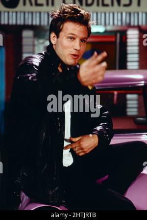 Corey Hart, kanadischer Pop- und Rocksänger, bei einem Auftritt in Deutschland, um 1986. Stock Photo