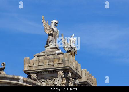 BARCELONA, SPAIN - OCTOBER 4, 2019 detail of the roof of the Port Vell building Stock Photo
