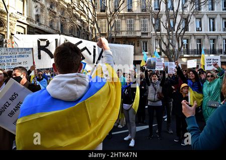 Marseille, France. 26th Feb, 2022. Protesters chant slogans while holding placards during the demonstration.Ukrainians from France and their supporters demonstrated in the streets of Marseille to protest against the Russian invasion of Ukraine. (Credit Image: © Gerard Bottino/SOPA Images via ZUMA Press Wire) Stock Photo
