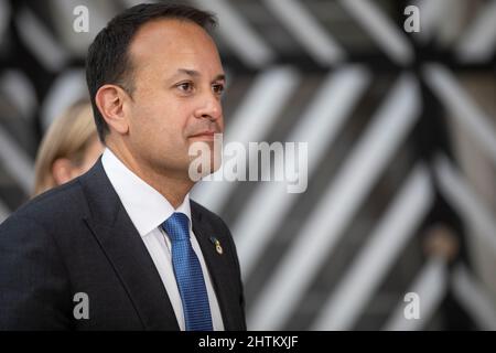 Taoiseach Leo Varadkar and Fine Gael senator Mary Seery Kearney, arrive ...