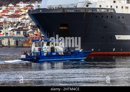 MB 'Sydnes', Bergen port authority's maintenance and service boat,  in port of Bergen, Norway Stock Photo