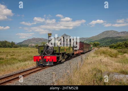 L&B 2-6-2T 'Lyd' passes near Pont Croesor on the Welsh Highland Railway with the 'Beddgelert to Beddgelert' special during the Hunslet 125 event Stock Photo