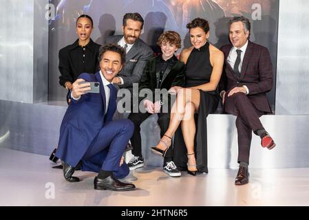 28 February 2022 - New York, New York - Mark Ruffalo, Ryan Reynolds, Walker  Scobell, Jennifer Garner. “The Adam Project” Netflix World Premiere held at  Alice Tully Hall in Lincoln Center. Photo