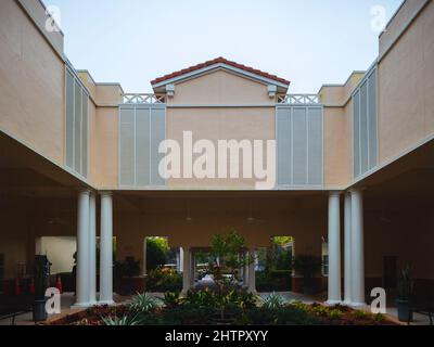 Kissimmee, Florida - February 6, 2022: Wide View of a Compound Middle Yard in Holiday Inn Resort. Stock Photo