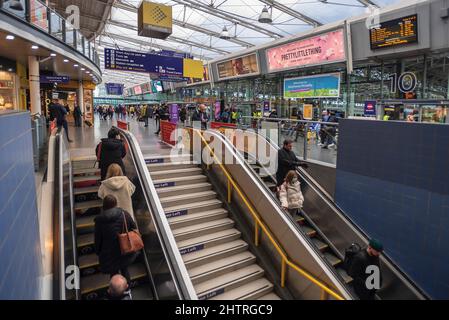 Piccadilly station Manchester. The main concourse. Stock Photo
