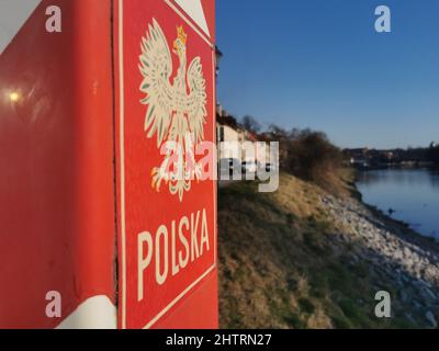 Symbolbild: Polengrenze, Polen,Grenzsäule, Grenze. Eine polnische Grenzsäule POLSKA mit polnischem ADLER,  in Zgorzelec ,Woiwodschaft Niederschlesien, Stock Photo