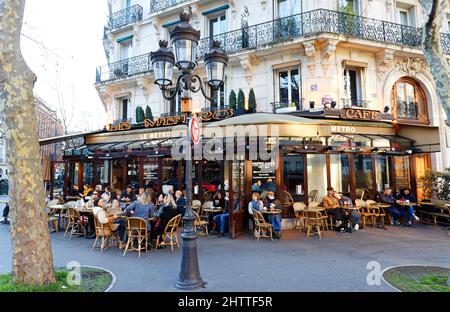 Paris, France-February 27 , 2022 : The traditional French restaurant Le Metro is located on Saint Germain Boulevard, in the 5th district of Paris. Stock Photo