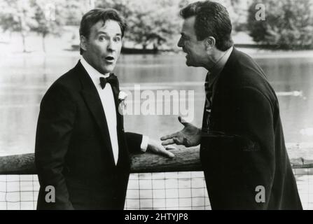 American actors Kevin Kline and Tom Selleck in the movie In & Out, USA 1997 Stock Photo