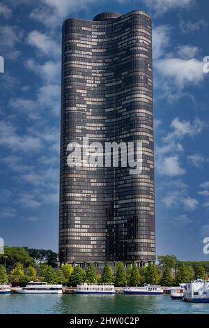 Chicago, Illinois. Lake Point Tower, Lake Michigan. Stock Photo