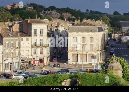 France, Gironde (33), Blaye, sunny facades of buildings on the Cours du Port, view from the citadel Stock Photo
