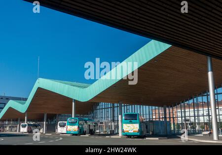 Vitoria-Gasteiz bus station designed by Mozas Aguirre, Vitoria, Araba, Spain Stock Photo