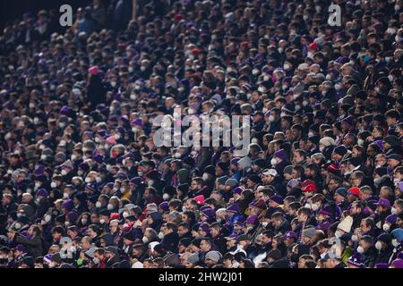 Fans of Fiorentina during the italian soccer Serie A match ACF Fiorentina  vs Hellas Verona FC on March 06, 2022 at the Artemio Franchi stadium in  Florence, Italy (Photo by Valentina Giannettoni/LiveMedia/Sipa