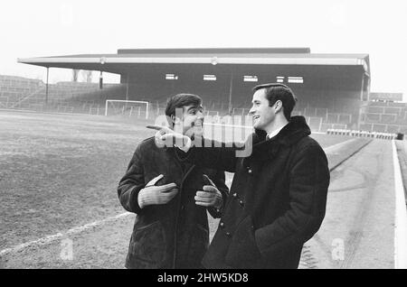 Former teammates, Terry Venables & George Graham, will be playing opposite each other at Highbury this  Saturday (7th January) when the friends and business partners meet each other in the North London Derby. Terry Venables was transferred from Chelsea to Tottenham for 80,000 pounds and George Graham from Chelsea to Arsenal for 75,000 pounds.  Pictured together at Highbury, home of Arsenal Football Club, Thursday 5th January 1967. Stock Photo