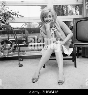 Liz Fraser, English actress, Pictured at Daily Mirror Studio, London ...