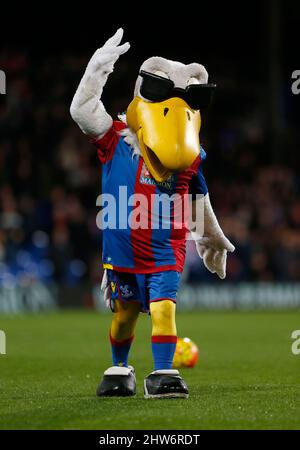 Crystal Palace Mascot Pete the Eagle seen during the Barclays Premier League match between Crystal Palace and AFC Bournemouth at Selhurst Park in London. February 2, 2016. James Boardman / Telephoto Images +44 7967 642437 Stock Photo