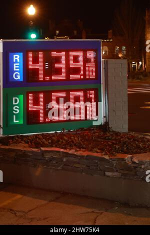 Washington, DC, USA. 3rd Mar, 2022. View of Gas station price signs as gas prices soar during Ukraine-Russian conflict on March 3, 2022. Credit: Mpi34/Media Punch/Alamy Live News Stock Photo