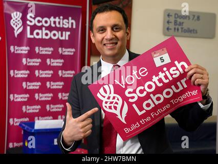 Scottish Labour leader Anas Sarwar holds a poster showing the new Scottish Labour logo during the Scottish Labour conference at Glasgow Royal Concert Hall. Picture date: Friday March 4, 2022. Stock Photo