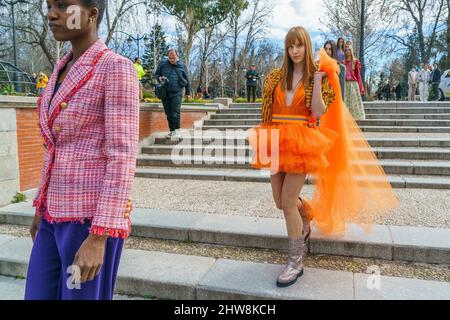 Madrid, Spain. 04th Mar, 2022. A model showcasing a creation by designer Maria La Fuente at the Parque del Retiro, in the Eslowfashion mobile scene, which runs through the center of Madrid.The Madrid es Moda event runs parallel to Mercedes-Benz Fashion Week Madrid, which is held from March 6 to 14. 'Madrid es Moda' is an urban fashion festival organised by the Association of Creators of Read More Fashion in Spain (ACME). Credit: SOPA Images Limited/Alamy Live News Stock Photo
