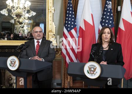 Washington DC, USA. 04th Mar, 2022. United States Vice President Kamala Harris meets with Salman bin Hamad Al Khalifa, Crown Prince and Prime Minister of Bahrain in the Vice President's Ceremonial room in the White House complex in Washington, DC on March 4, 2022. Photo by Chris Kleponis/UPI Credit: UPI/Alamy Live News Stock Photo