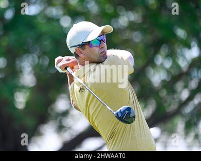 Orlando, FL, USA. 4th Mar, 2022. Adam Scott of Australia on the 1st tee during 2nd round golf action of the Arnold Palmer Invitational presented by Mastercard held at Arnold Palmer's Bay Hill Club & Lodge in Orlando, Fl. Romeo T Guzman/CSM/Alamy Live News Stock Photo