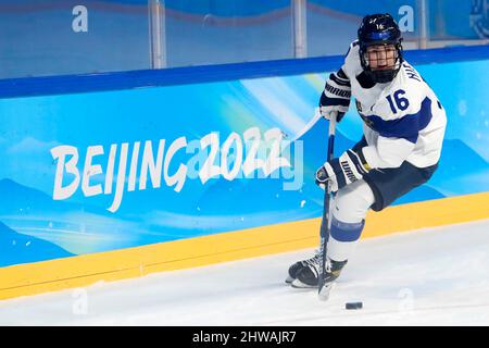 Beijing, Hebei, China. 14th Feb, 2022. Team Finland forward Petra Nieminen (16) in the women's ice hockey semifinal of the Beijing 2022 Olympic Winter Games at Wukesong Sports Centre. (Credit Image: © David G. McIntyre/ZUMA Press Wire) Stock Photo