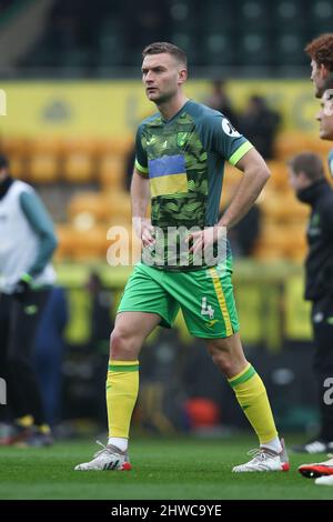 Norwich, UK. 05th Mar, 2022. Ben Gibson of Norwich City warms up during the Premier League match between Norwich City and Brentford at Carrow Road, Norwich, England on 5 March 2022. Photo by Ken Sparks. Editorial use only, license required for commercial use. No use in betting, games or a single club/league/player publications. Credit: UK Sports Pics Ltd/Alamy Live News Stock Photo